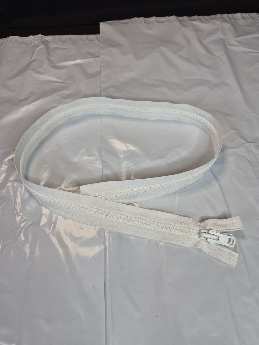 YKK #10 Reversible Zippers Double Metal Pull Plastic Teeth WHITE 36" Brand New